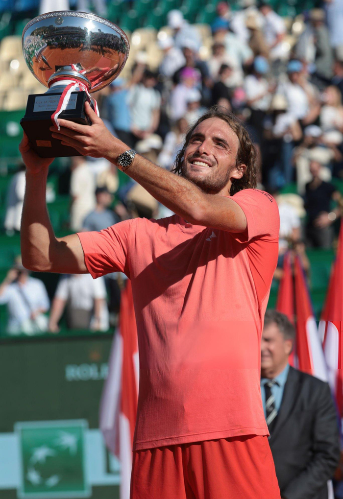 爱游戏下载-戴维斯杯逆转澳网，西西帕斯点燃赛场