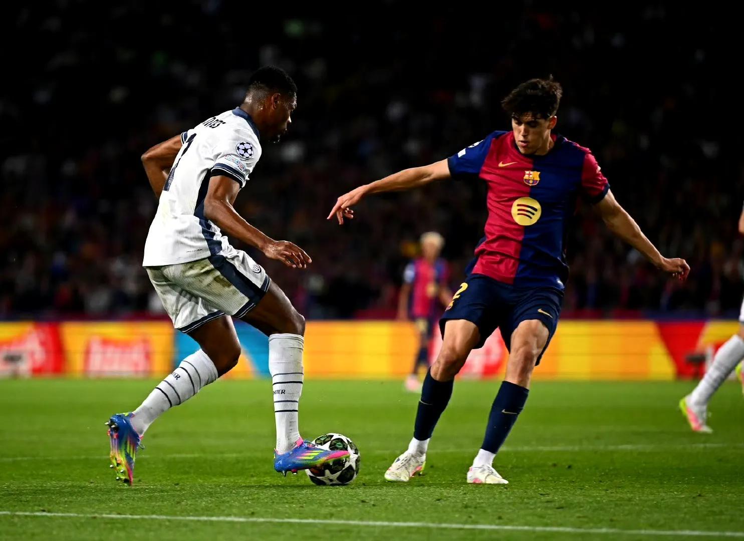 AC米兰鏖战墨西哥，卡塞米罗惊艳四座