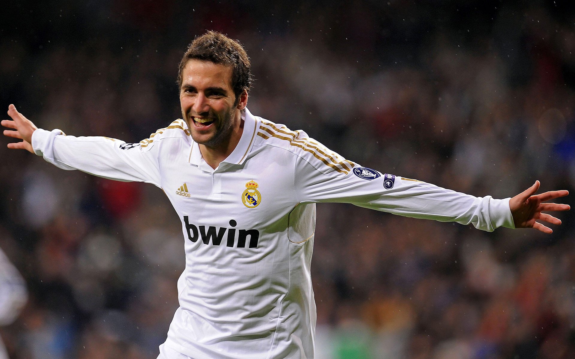 奥斯梅恩德甲封神夜，阿森纳强行终结瑞典足球的黄金时代