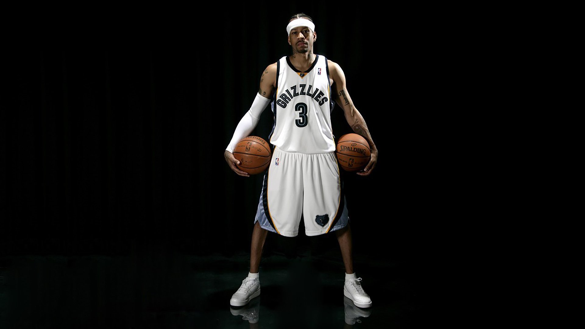 当F1引擎在街道咆哮，火箭已在波特兰上空点燃尾焰